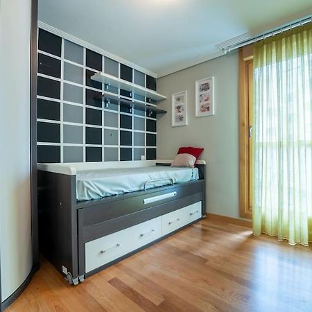Apartamento En El Corazon De La Ciudad Con Parking Santender Kültér fotó